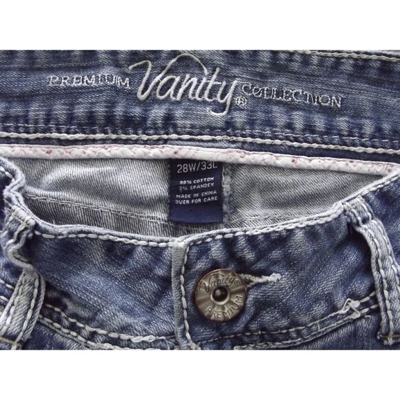 Vanity Jeans 28W X 33L Low Rise Flare Leg embellished pocket flaps embroidered - Picture 3 of 10